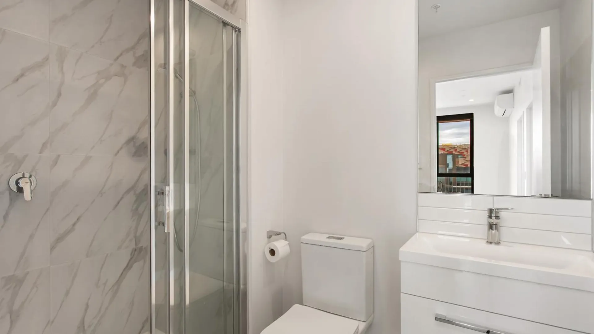 Central City Luxury Apartment Stunning Views Sunny Christchurch